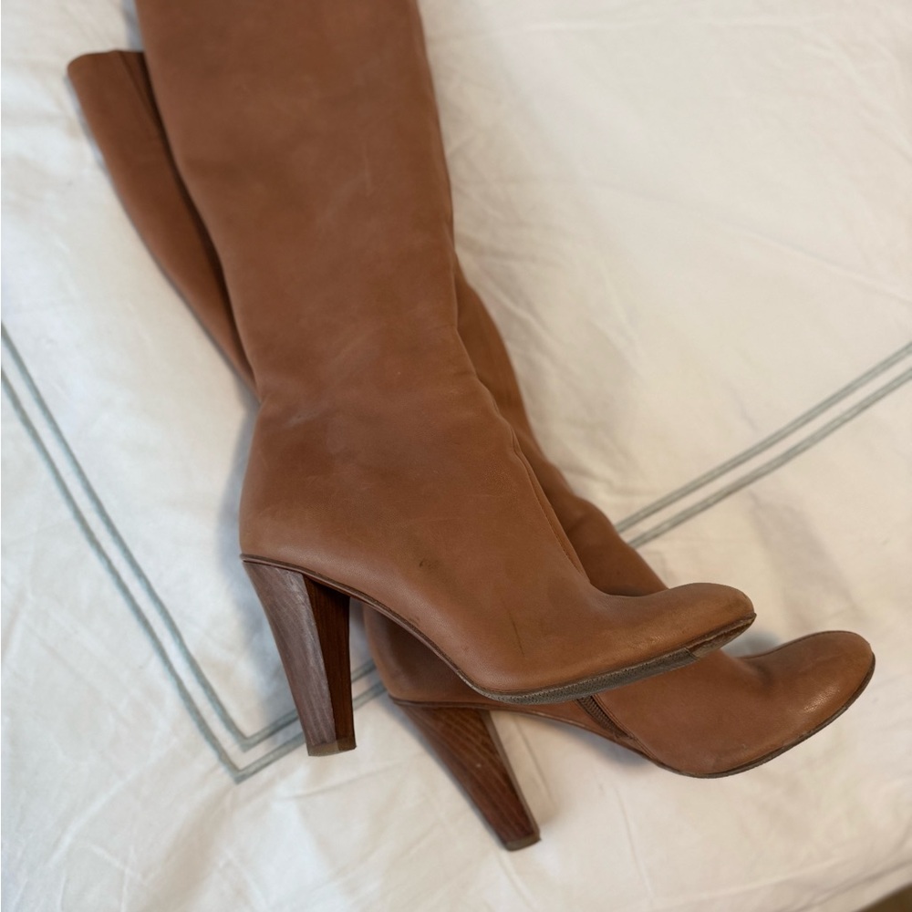 Elegant Tan Knee-High Boots